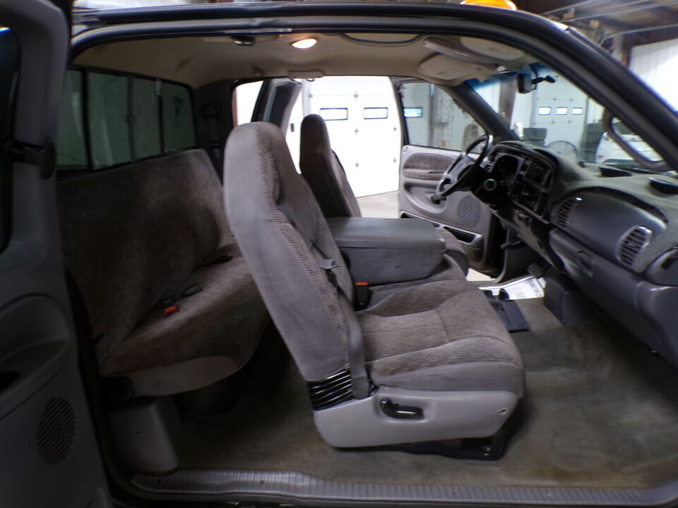 1999 Dodge Ram 3500  - Tom's Budget Cars