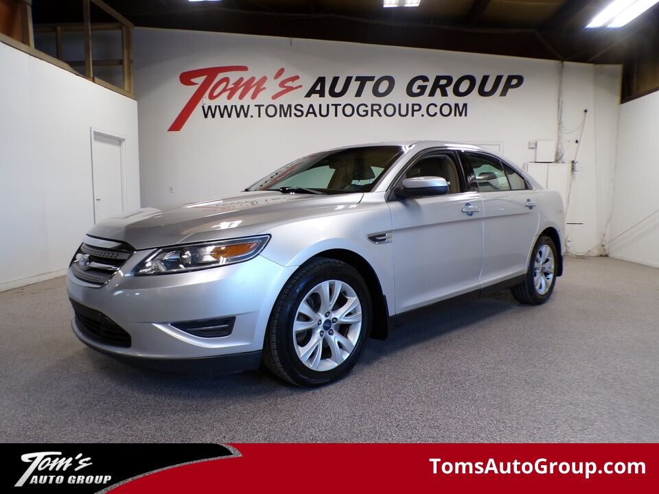 2011 Ford Taurus  - Tom's Auto Sales, Inc.