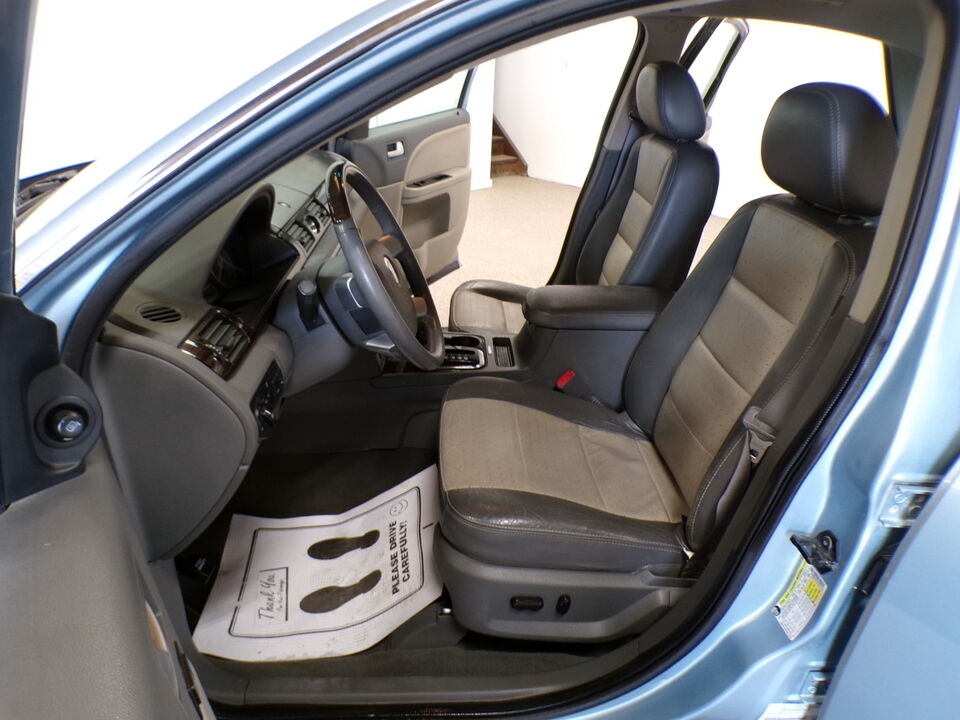2008 Mercury Sable  - Tom's Credit City