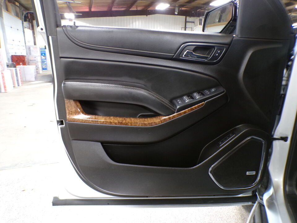 2016 Chevrolet Tahoe  - Tom's Credit City