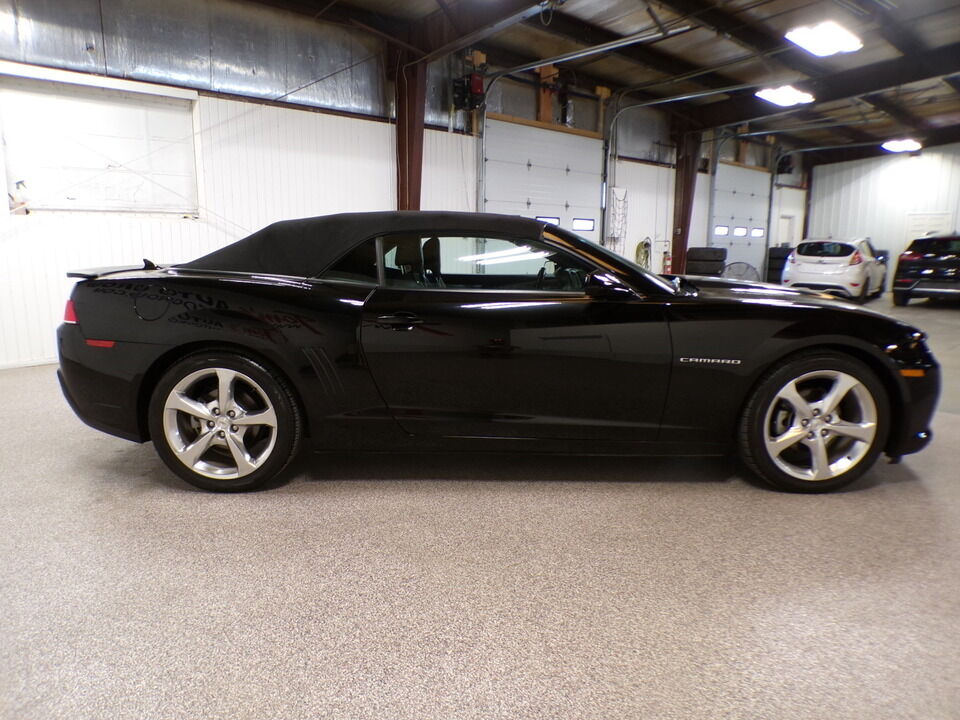 2015 Chevrolet Camaro  - Tom's Budget Cars