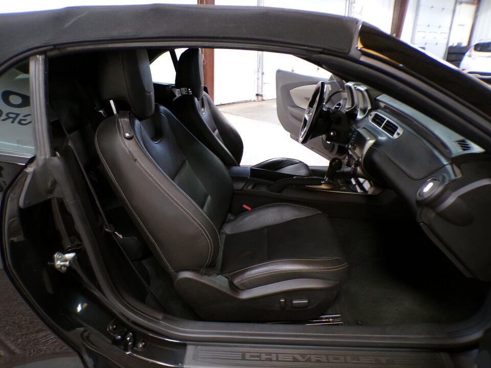 2015 Chevrolet Camaro  - Tom's Budget Cars