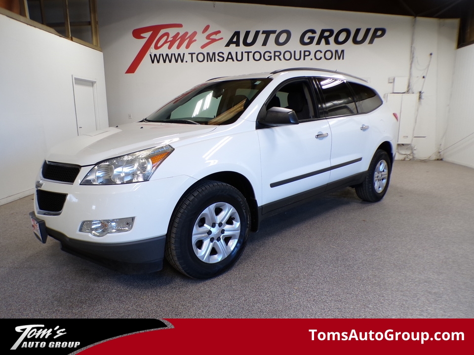 2012 Chevrolet Traverse LS  - B28860L  - Tom's Budget Cars