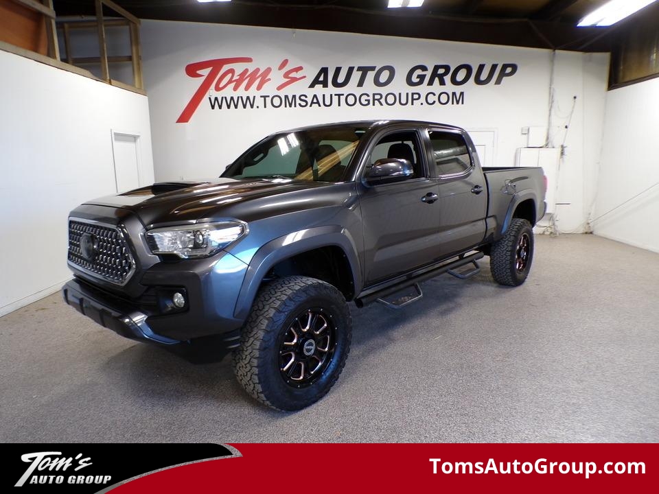 2018 Toyota Tacoma TRD Sport  - W16289  - Tom's Auto Group