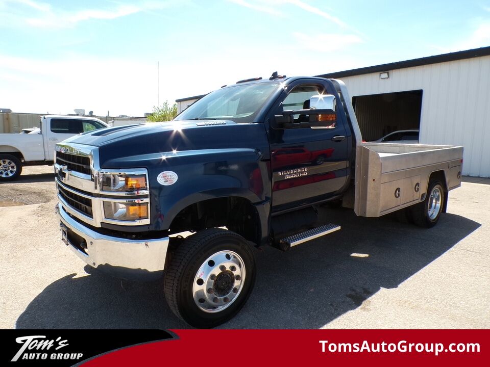 2023 Chevrolet Silverado MD  - Tom's Credit City