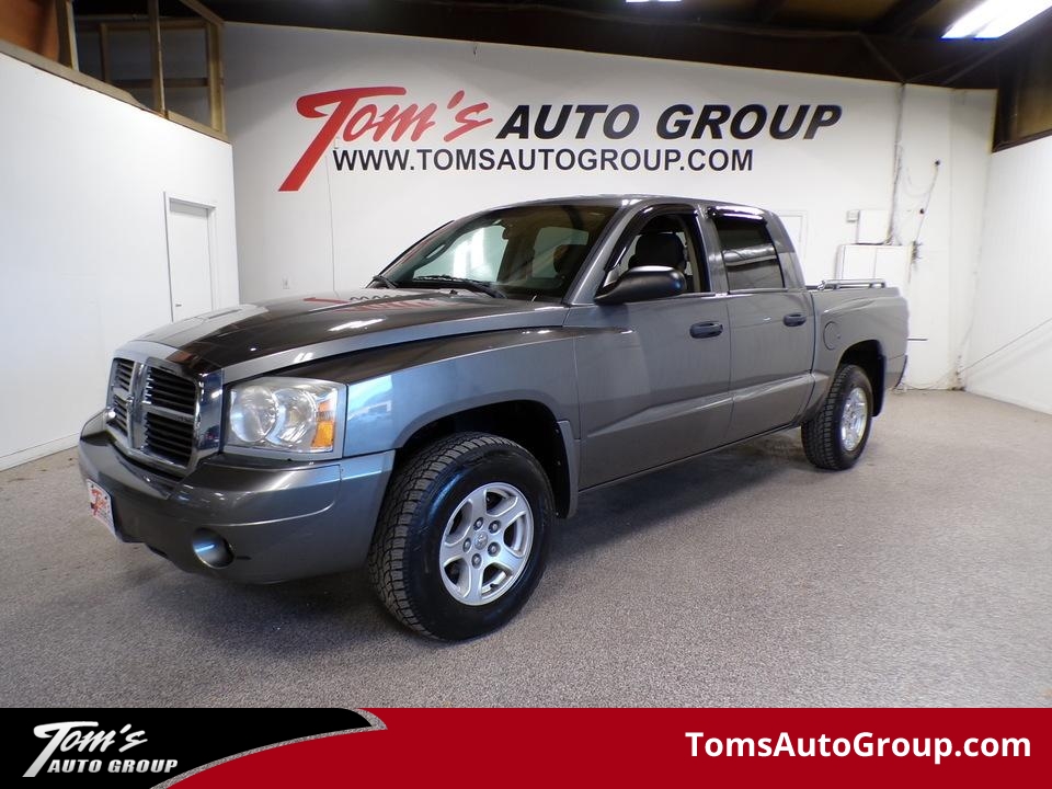 2007 Dodge Dakota SLT  - T74683L  - Tom's Auto Group