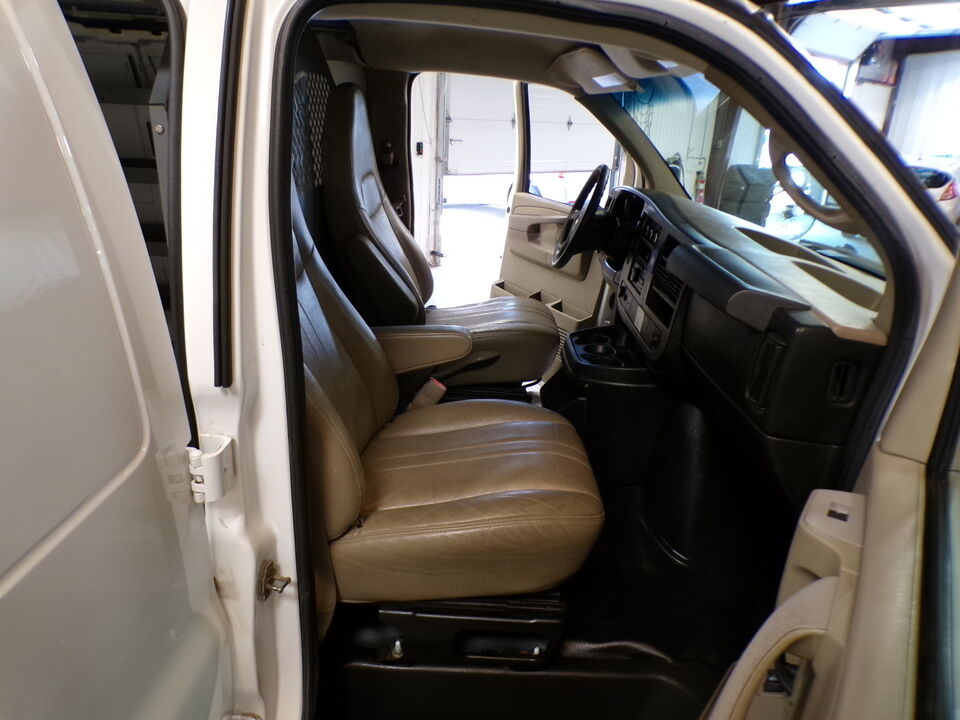 2014 Chevrolet Express  - Tom's Budget Cars