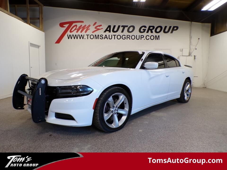 2017 Dodge Charger  - Tom's Auto Sales North