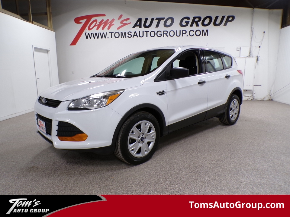 2015 Ford Escape S  - M49278C  - Tom's Auto Group