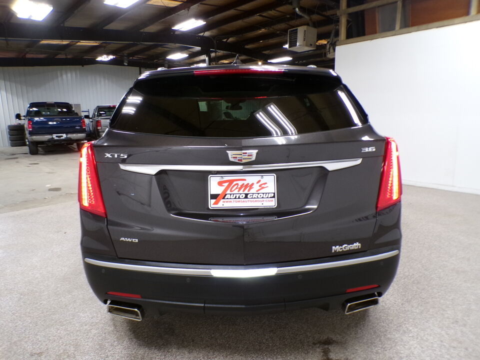2018 Cadillac XT5  - Tom's Credit City