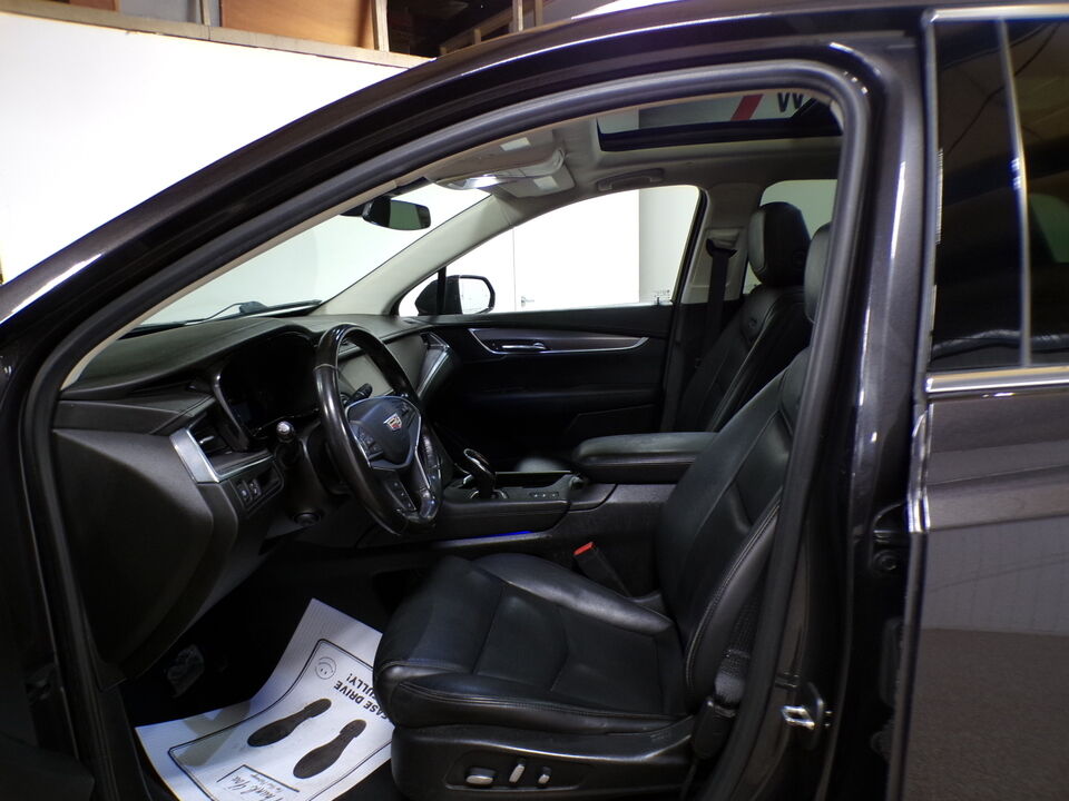 2018 Cadillac XT5  - Tom's Credit City
