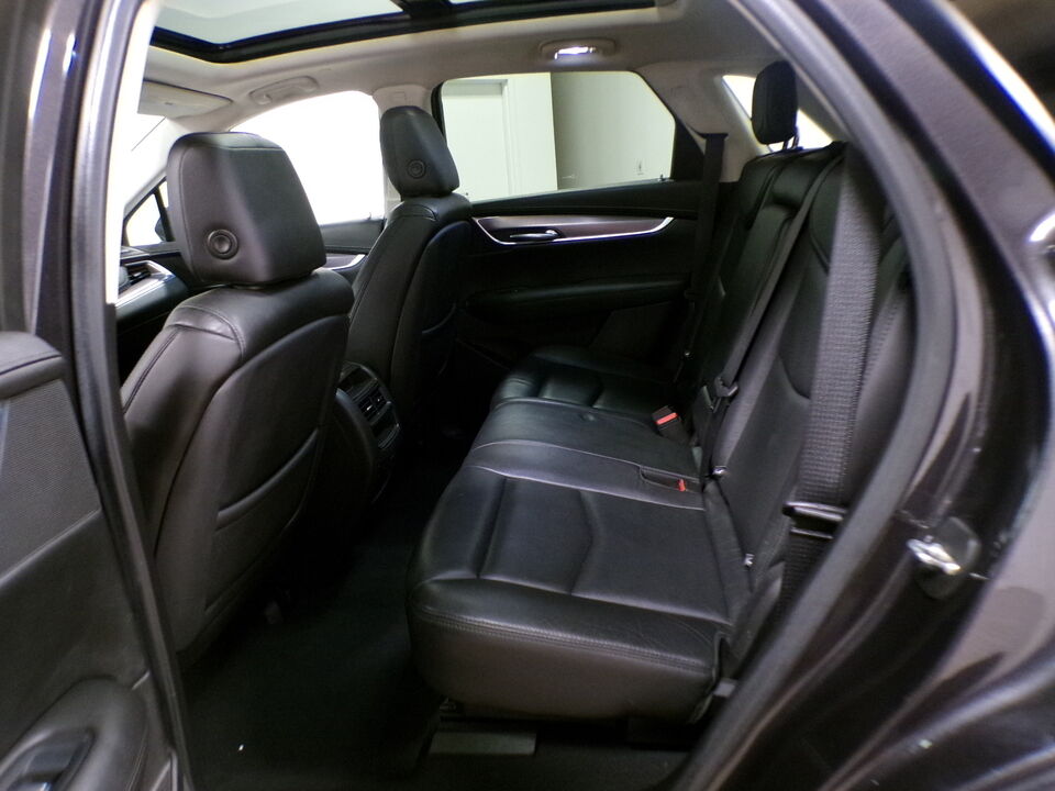 2018 Cadillac XT5  - Tom's Credit City