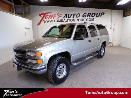 1999 Chevrolet Suburban  - Tom's Auto Group