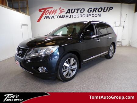 2015 Nissan Pathfinder  - Tom's Auto Sales, Inc.