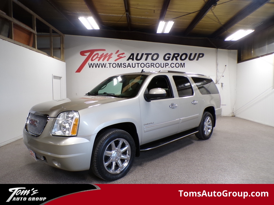 2013 GMC Yukon XL Denali  - N64337L  - Tom's Auto Group