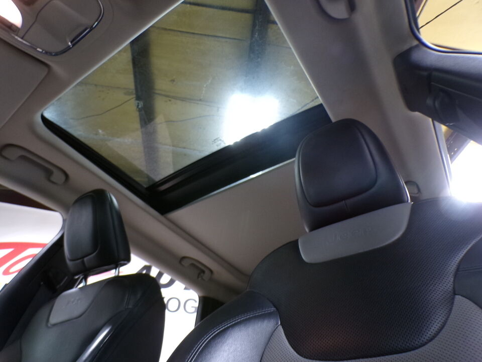 2014 Jeep Cherokee  - Tom's Credit City
