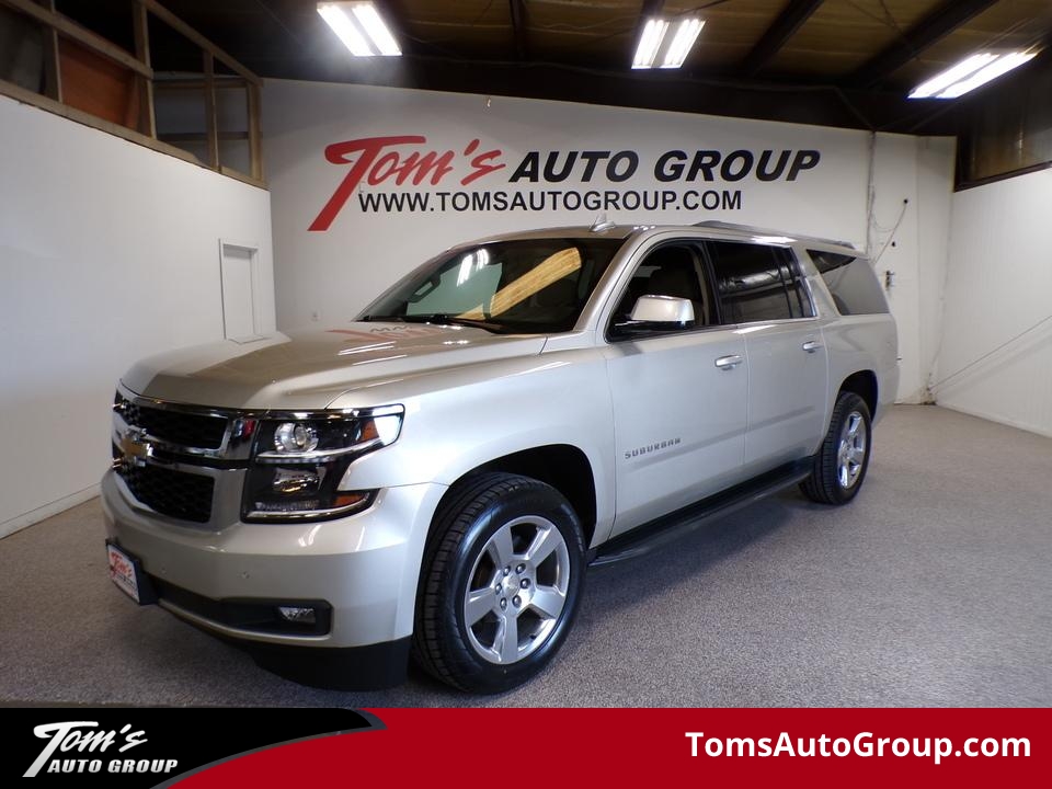 2016 Chevrolet Suburban LT  - M12641L  - Tom's Auto Group