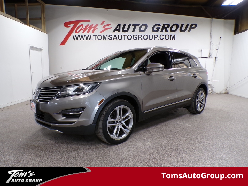 2016 Lincoln MKC Reserve  - S30834  - Tom's Auto Group