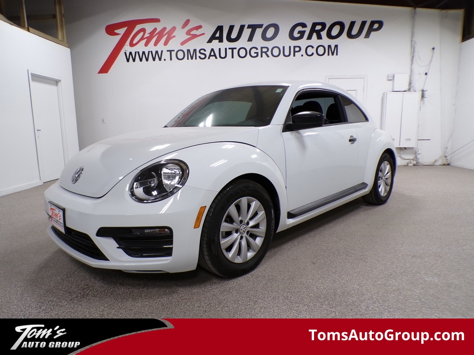 2018 Volkswagen Beetle Coast  - M06872L  - Tom's Auto Sales, Inc.