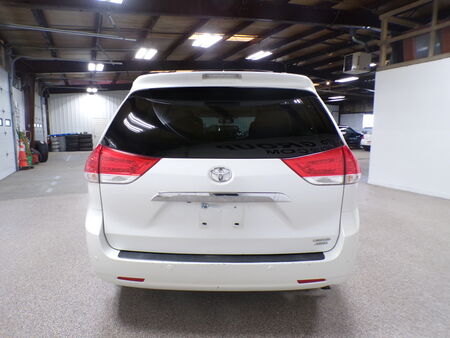 2012 Toyota Sienna  - Tom's Budget Cars