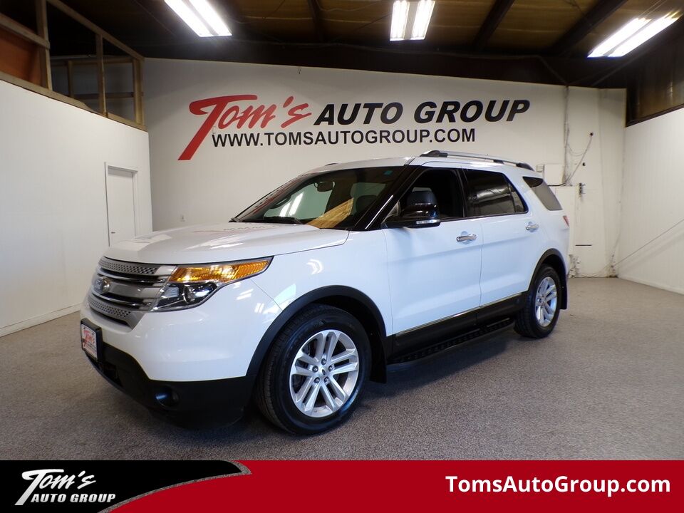 2015 Ford Explorer  - Tom's Auto Sales North