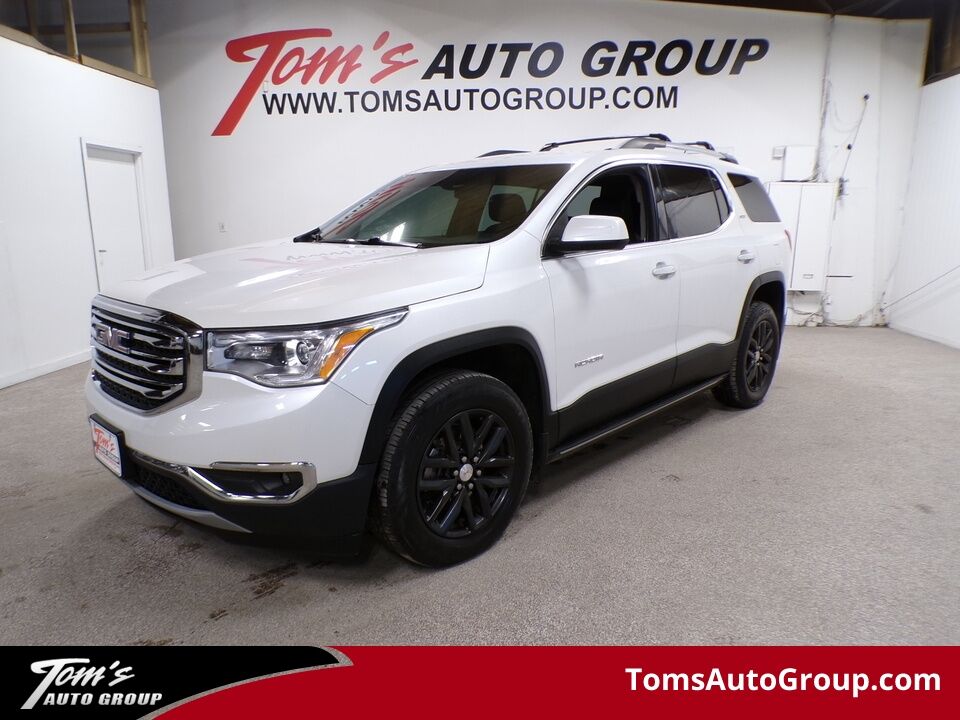 2017 GMC Acadia  - Tom's Auto Group