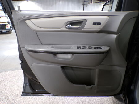 2015 Chevrolet Traverse  - Tom's Budget Cars
