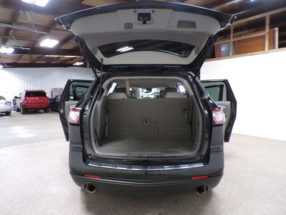 2015 Chevrolet Traverse  - Tom's Budget Cars