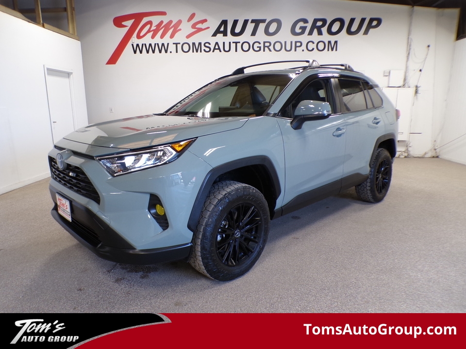 2020 Toyota RAV-4 XLE Premium  - W20197  - Toms Auto Sales West