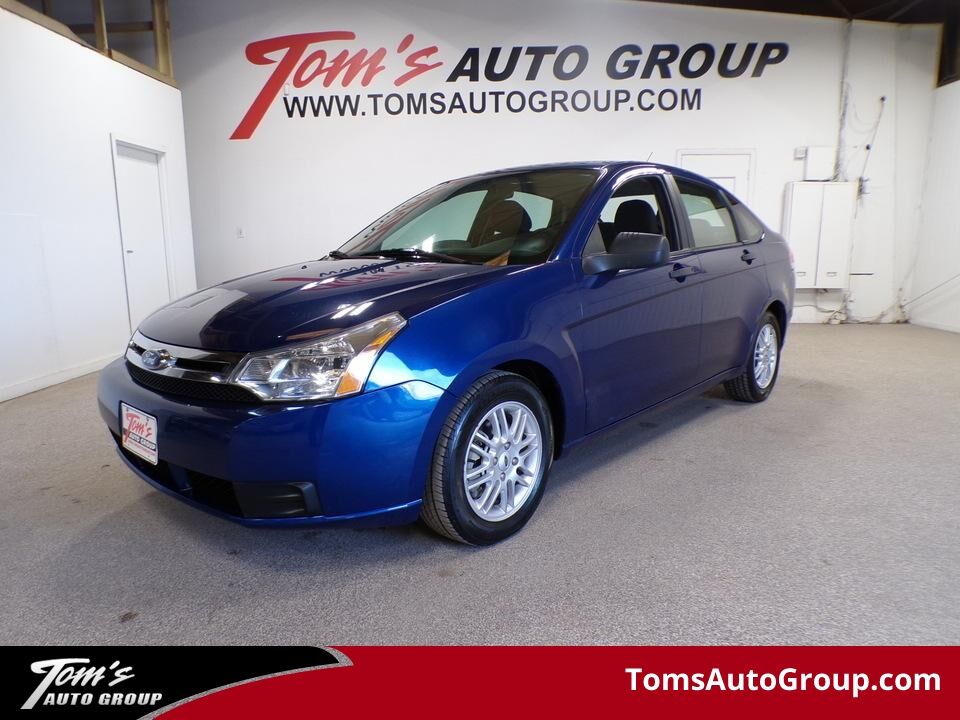 2009 Ford Focus  - Tom's Auto Group