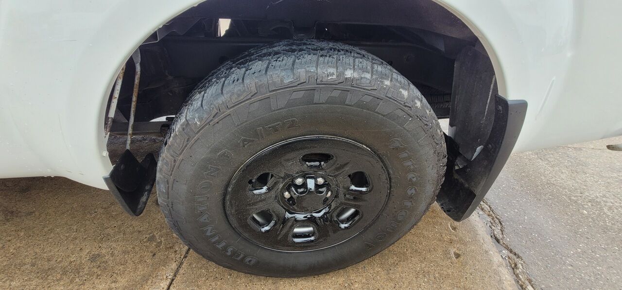 2021 Nissan Frontier  - Tom's Credit City