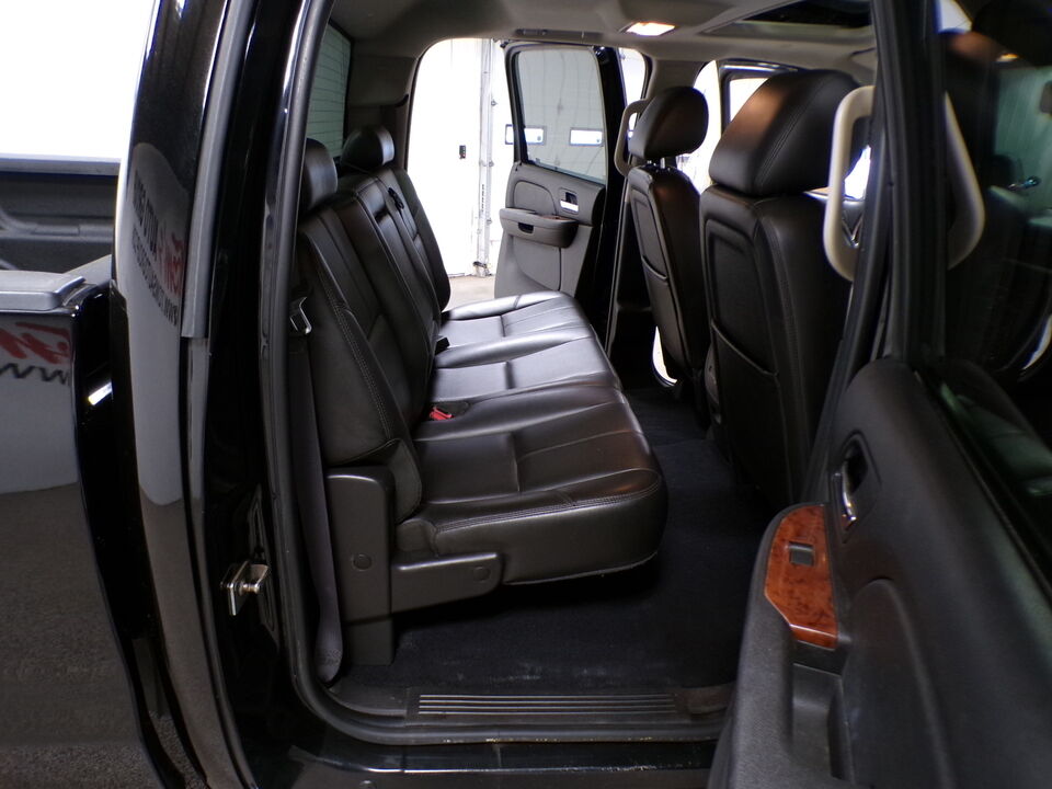 2011 GMC Sierra 3500HD  - Tom's Credit City