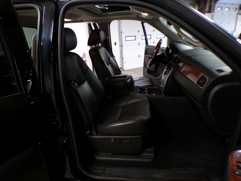 2011 GMC Sierra 3500HD  - Tom's Credit City
