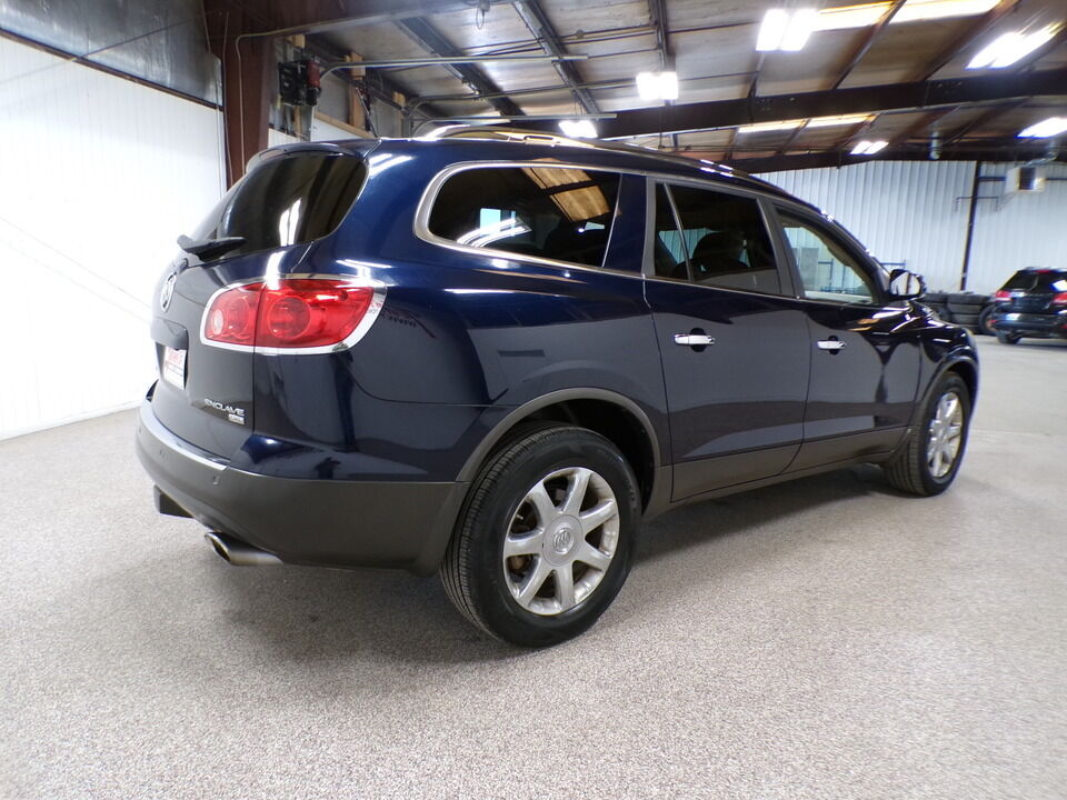 2008 Buick Enclave  - Tom's Budget Cars
