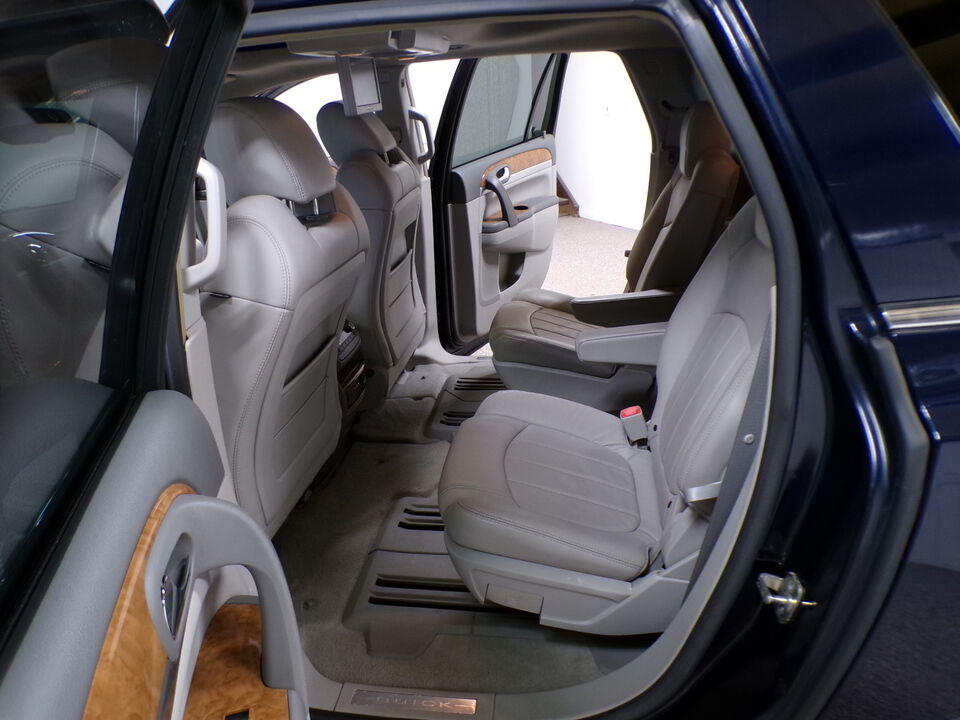 2008 Buick Enclave  - Tom's Budget Cars