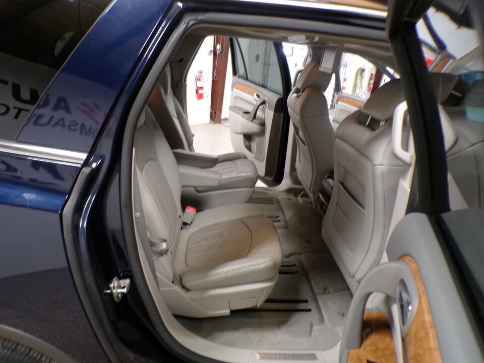 2008 Buick Enclave  - Tom's Budget Cars