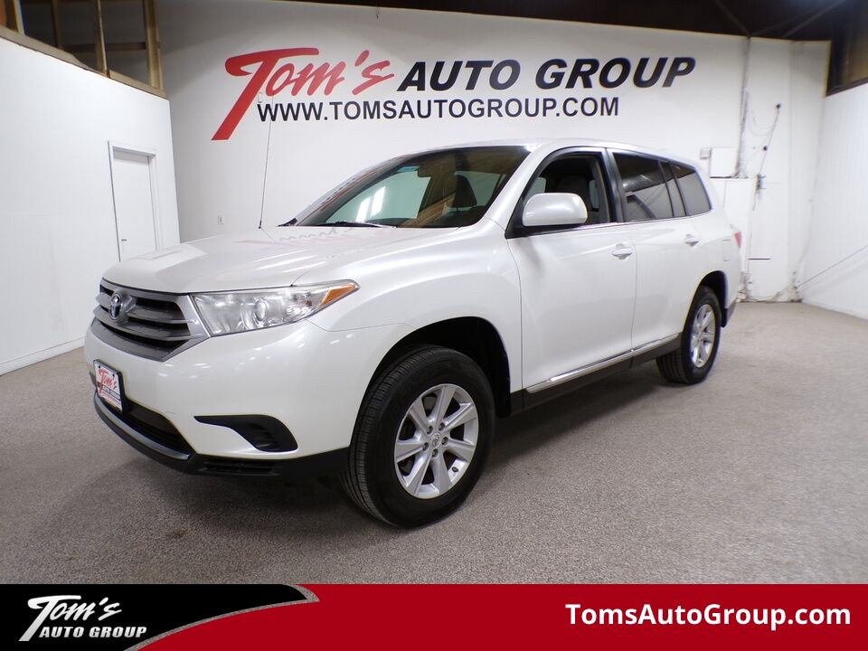 2012 Toyota Highlander  - Tom's Auto Group