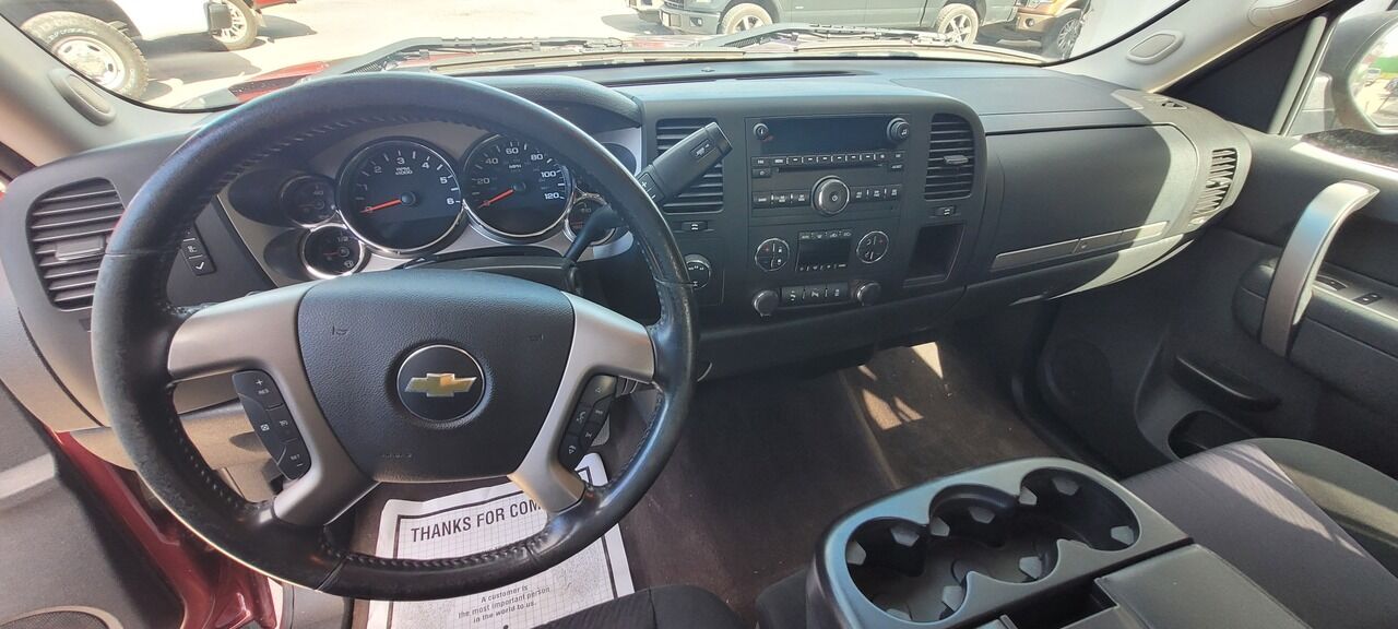 2013 Chevrolet Silverado 1500  - Tom's Credit City