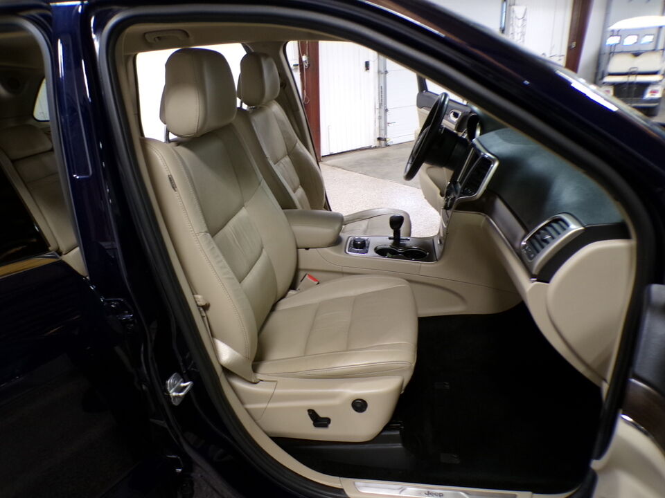 2014 Jeep Grand Cherokee  - Tom's Budget Cars