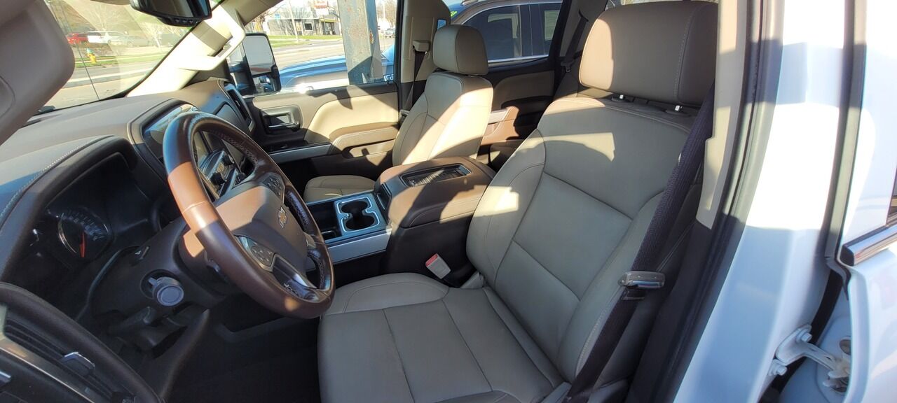 2018 Chevrolet Silverado 2500HD  - Tom's Credit City