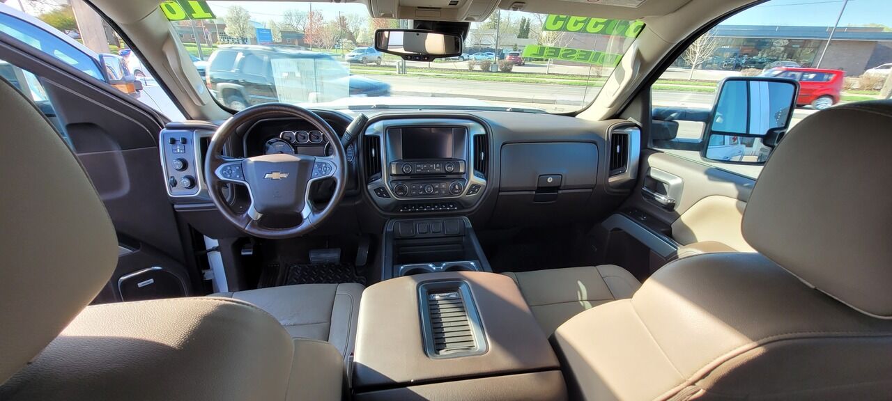2018 Chevrolet Silverado 2500HD  - Tom's Credit City