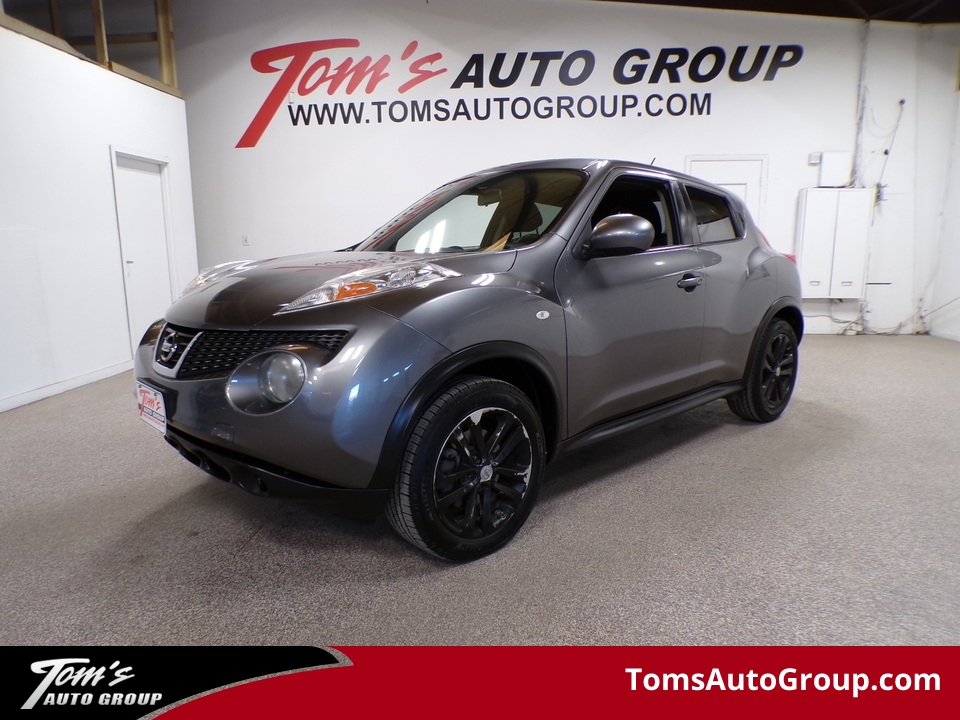 2013 Nissan Juke SV  - M12568Z  - Tom's Auto Sales, Inc.