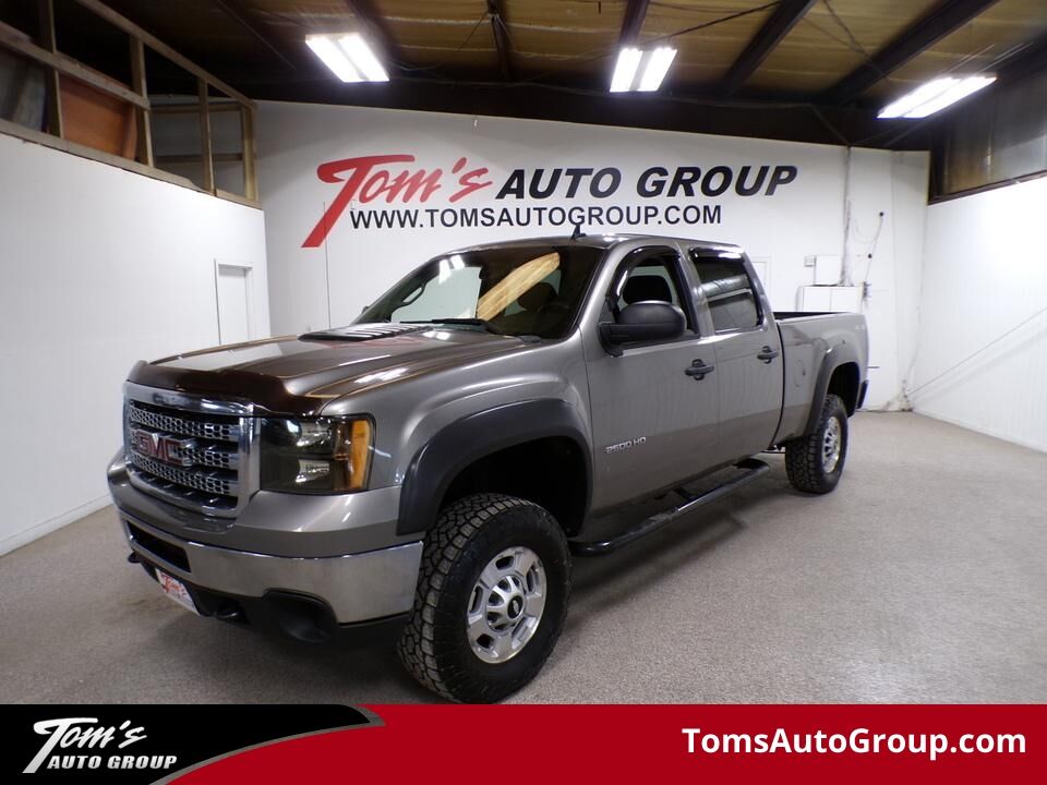 2012 GMC Sierra 2500HD  - Tom's Budget Cars