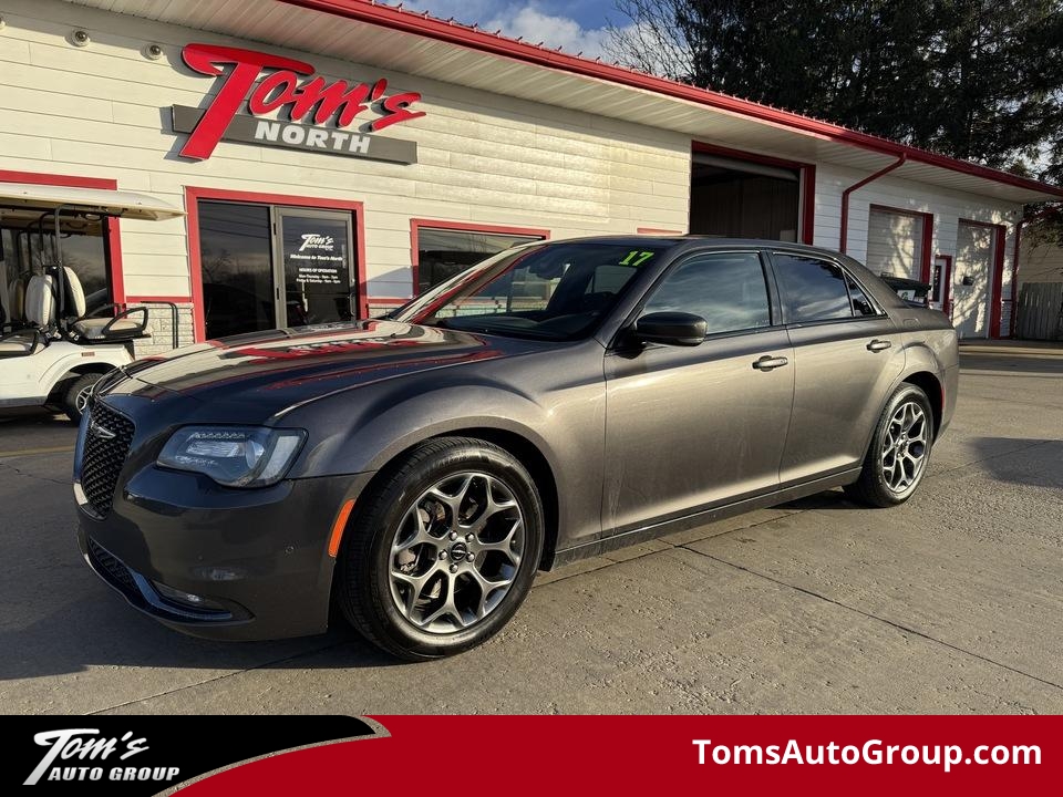 2017 Chrysler 300 300S  - N06903Z  - Tom's Auto Group