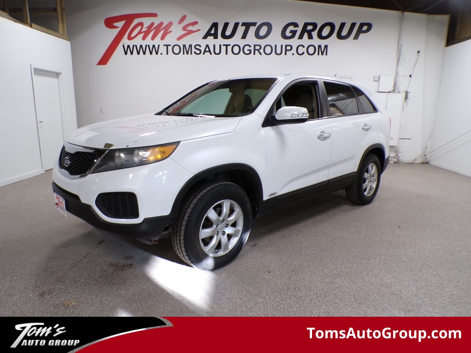 2011 Kia Sorento LX  - B99679L  - Tom's Auto Group