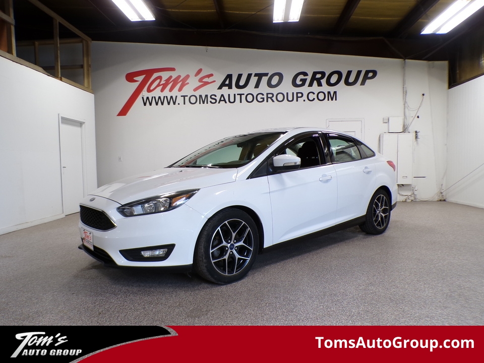 2017 Ford Focus SEL  - N10697L  - Tom's Auto Group