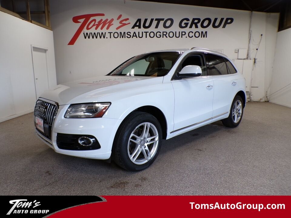 2015 Audi Q5  - Tom's Budget Cars
