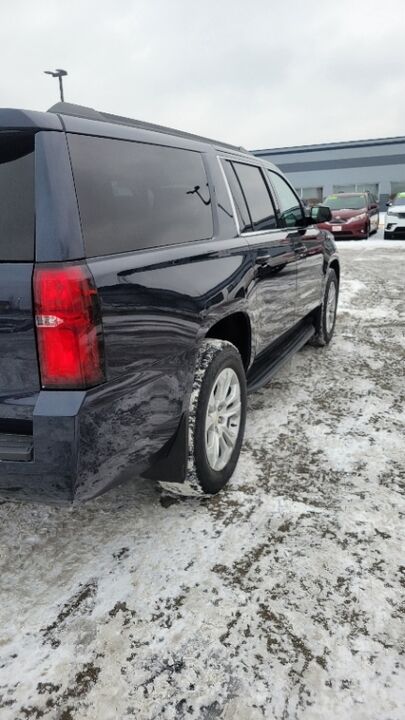 2020 Chevrolet Suburban  - Tom's Budget Cars
