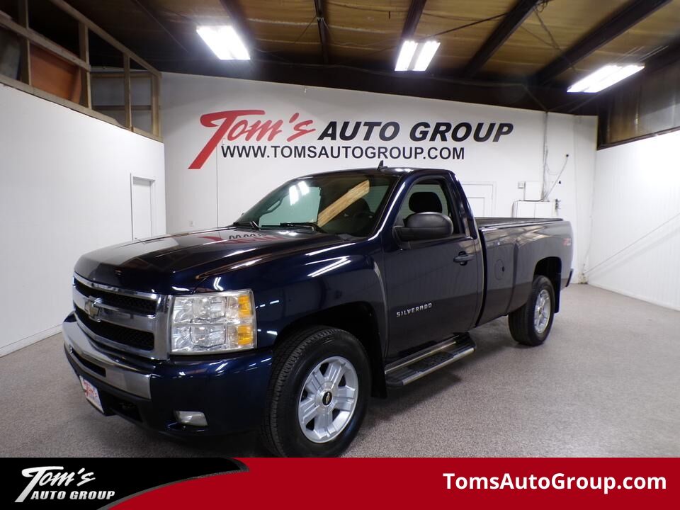 2010 Chevrolet Silverado 1500  - Tom's Auto Sales North