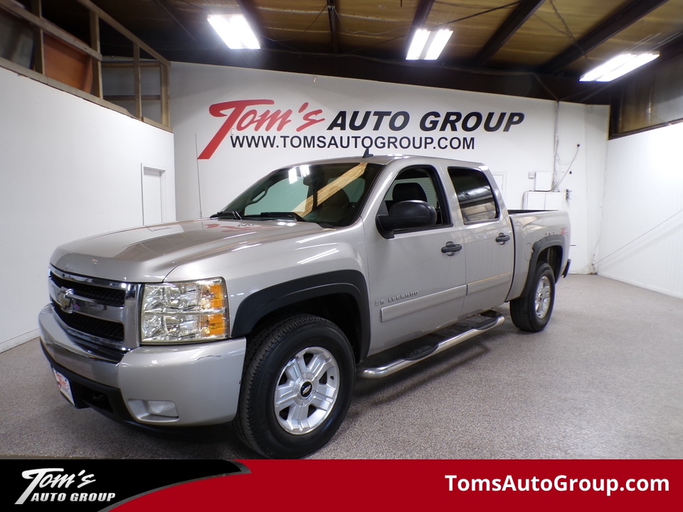 2007 Chevrolet Silverado 1500 LT w/1LT  - B46990L  - Tom's Budget Cars